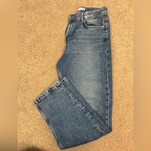 Zara women’s size 6 dark blue boyfriend jeans.